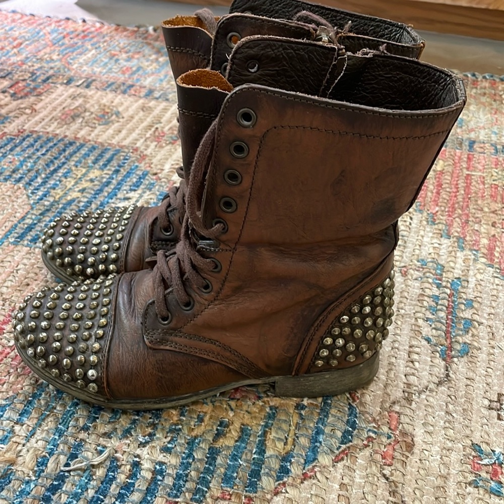Steve Madden Boots